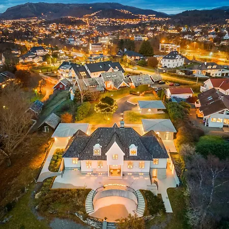 Hopsneset Luxury Вилла Берген